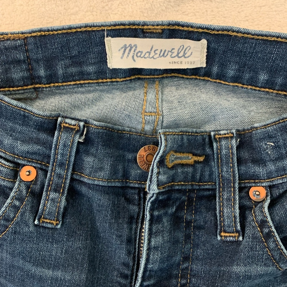 Madewell 9” High Rise Skinny Crop ; size 26